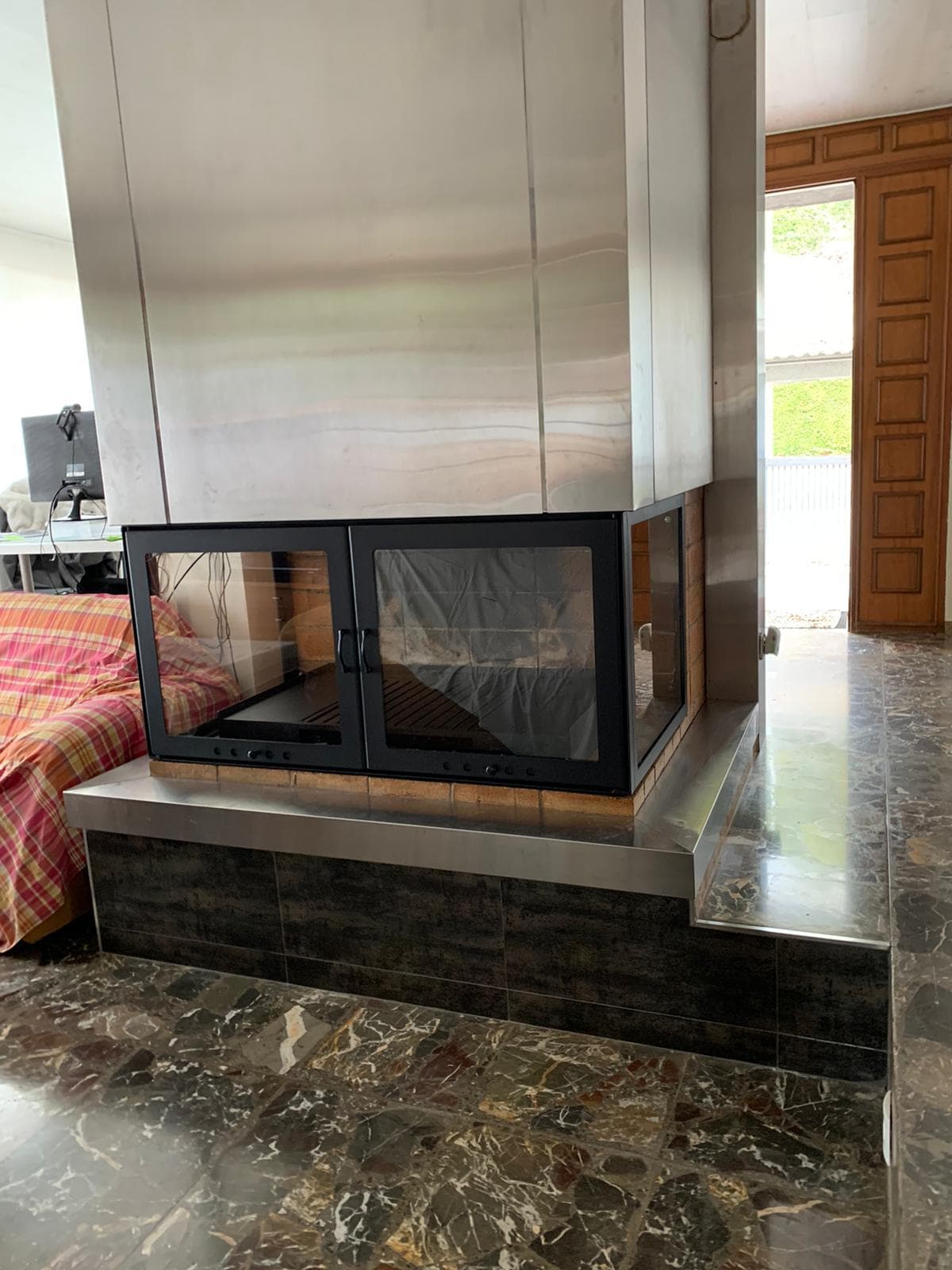 Custom-made enclosures · 9