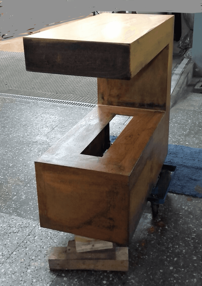 Chimenea a medida: caja de corten con encendido automático