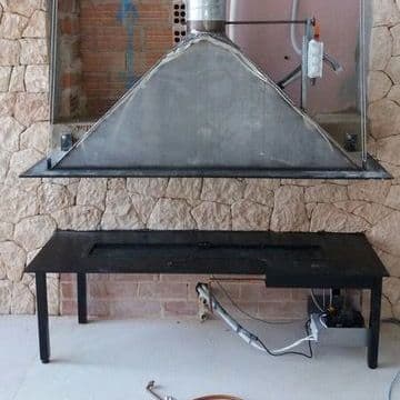 Chimenea de gas: atmosférica con cerramiento de pladur en altura (Castelldefels) · foto 1/2